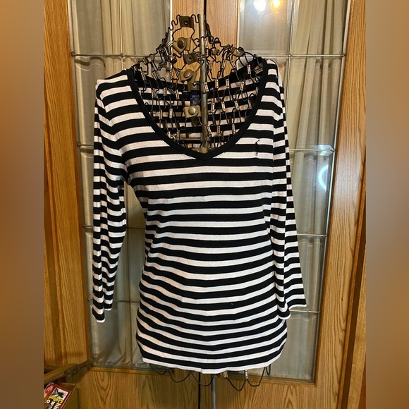 Ralph Lauren long sleeved top - Picture 3 of 5